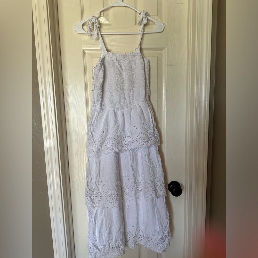 Jessica Simpson White Dress